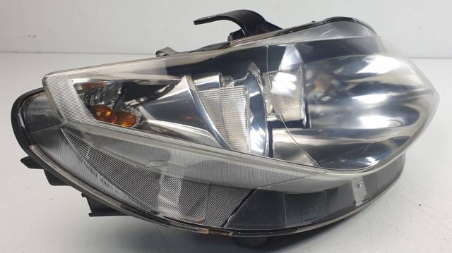 Luz direita 6J1941006D VAG