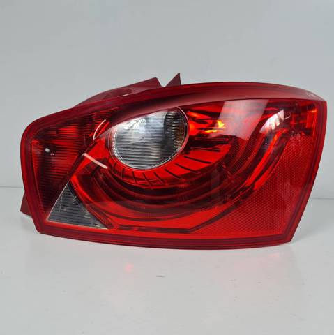 Lanterna traseira direita 6J4945096G VAG