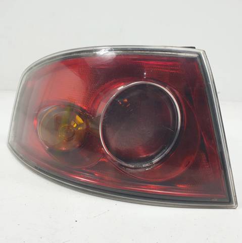 Lanterna traseira esquerda externa 6L6945095 VAG