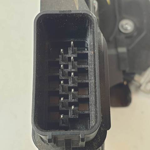 Fecho da porta traseira esquerda 6M2AR26413EB FORD