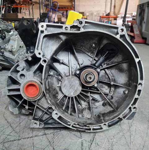 Caixa de Mudança montada (caixa mecânica de velocidades) 6M5R7002YA FORD