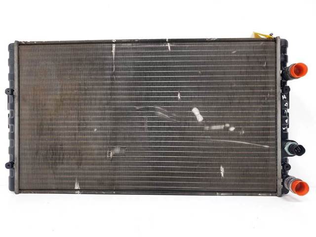 Radiador de esfriamento de motor 6N0121201C VAG