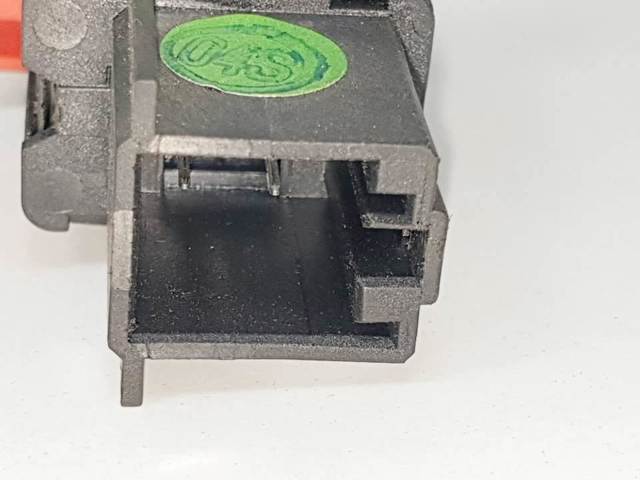 Botão de ativação do sinal de emergência 6R0953509A VAG
