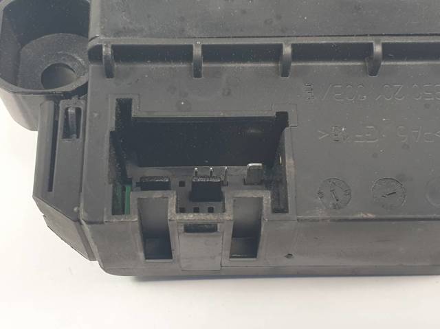 Mecanismo de acionamento de vidro da porta traseira direita 6R0959812N VAG