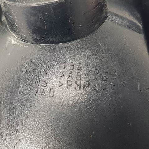 Lanterna traseira esquerda 6S6113405A FORD