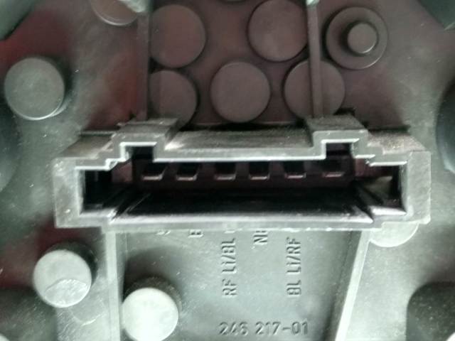 Lanterna traseira direita 6U0945096A VAG