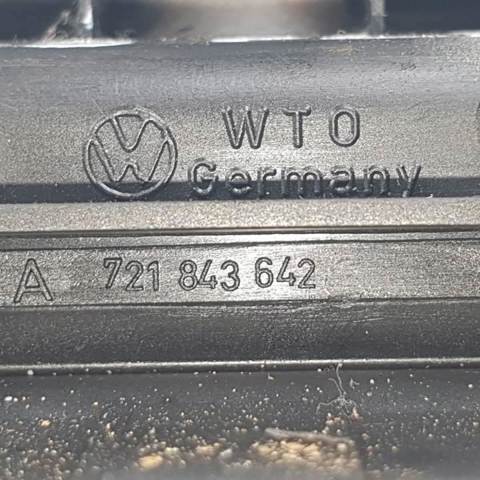 Maçaneta interna direita da porta dianteira 721843642 VAG