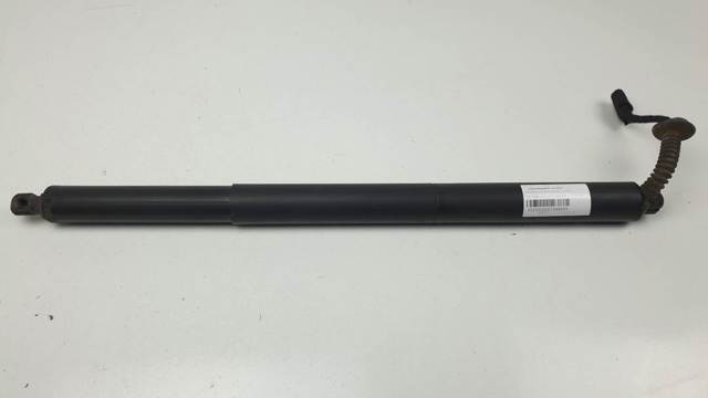 7348523 BMW