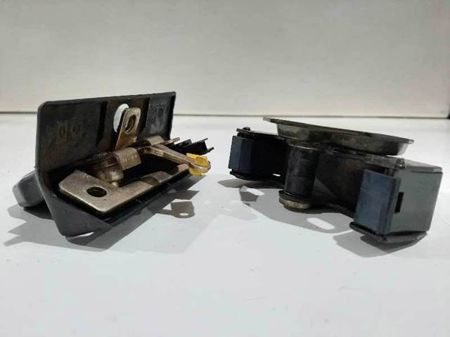 Fecho de tampa de porta-malas (de 3ª/5ª porta traseira) Renault Laguna I B56, 556 ao melhor preço