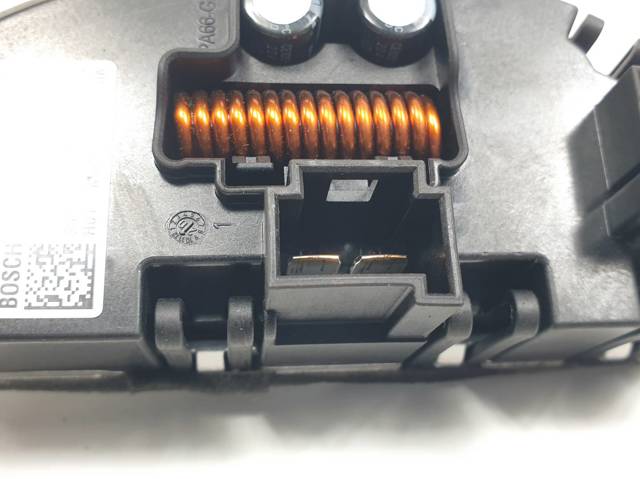 Resistor (resistência) de ventilador de forno (de aquecedor de salão) 7952061 BMW