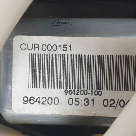 Mecanismo de acionamento de vidro da porta dianteira esquerda 7H2223201CC LAND ROVER
