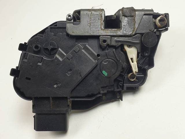 Fecho da porta traseira esquerda 7H5A26413AA LAND ROVER