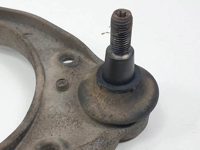 Braço oscilante superior esquerdo/direito de suspensão dianteira 7L0407047A VAG