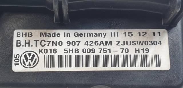  Volkswagen Passat  (2011-2017)