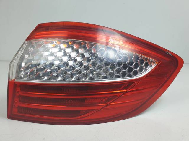 Lanterna traseira direita externa 7S7113404B FORD