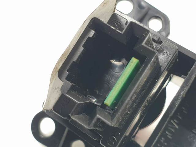 8050A058 Mitsubishi