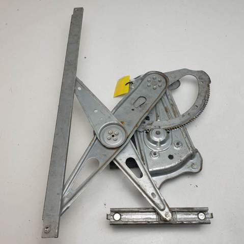 Mecanismo de acionamento de vidro da porta dianteira direita 807203154R RENAULT