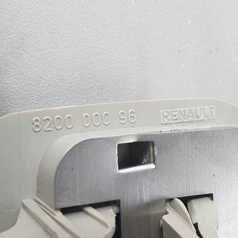 820000096 Renault (RVI)
