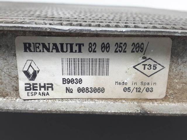 Radiador de intercooler 8200252209 RENAULT