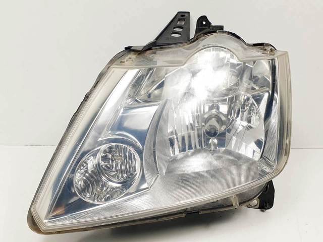Luz esquerda 8200301829 RENAULT