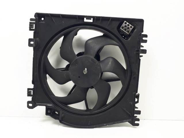 Ventilador elétrico de esfriamento montado (motor + roda de aletas) 8200688375 NISSAN