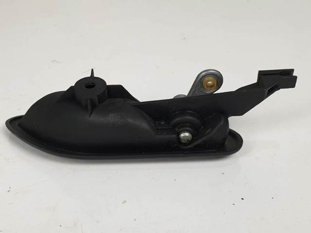 Maçaneta interna dianteira/traseira da porta esquerda 8226049 BMW