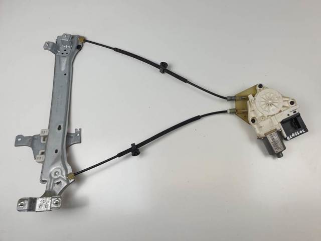 827200008R Renault (RVI)