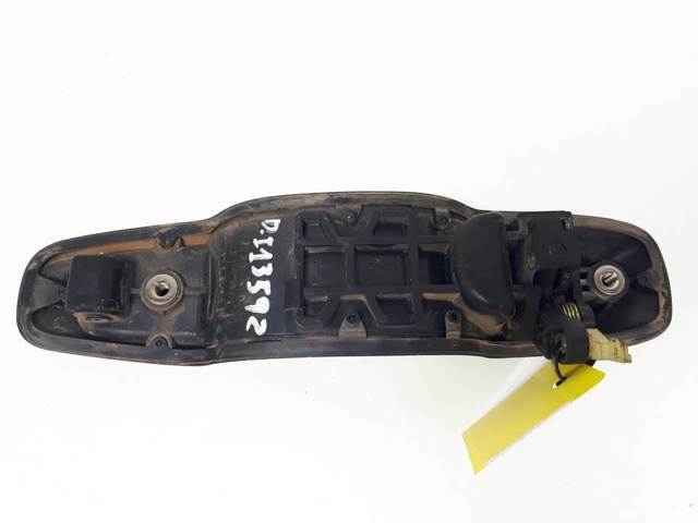 Maçaneta externa dianteira/traseira da porta esquerda 8282065D00 SUZUKI