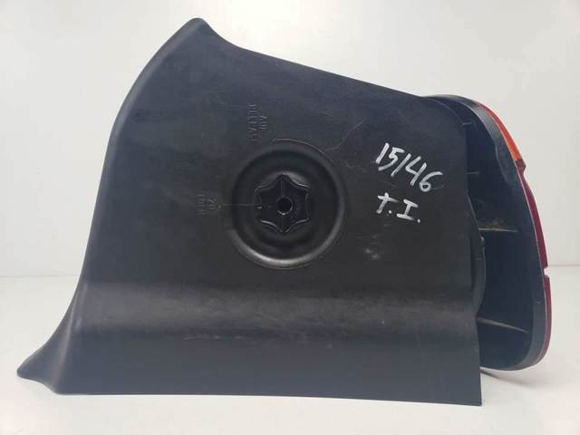 Lanterna traseira esquerda 8353805 BMW