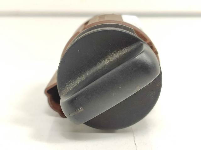 Botão de ativação das luzes de nevoeiro traseiras 8363684 BMW