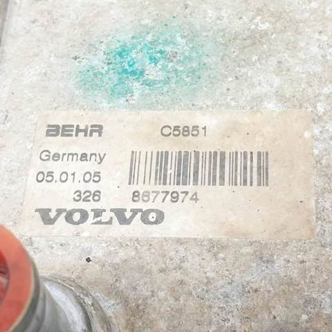Radiador de óleo 8677974 VOLVO