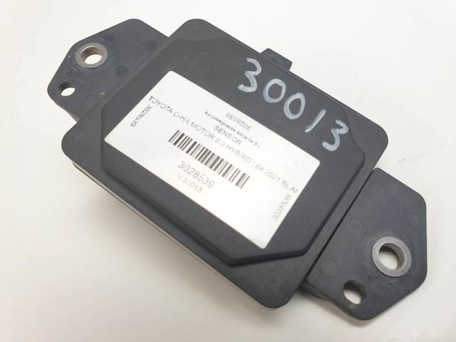 88210F4070 Toyota