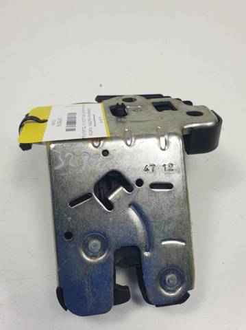 Fecho de tampa de porta-malas (de 3ª/5ª porta traseira) 8R0827505 VAG