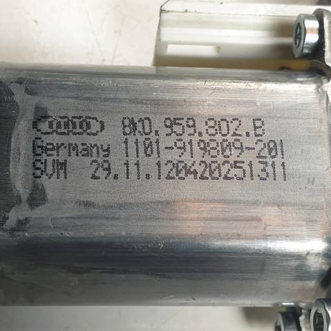 Audi Q5  (8RB)