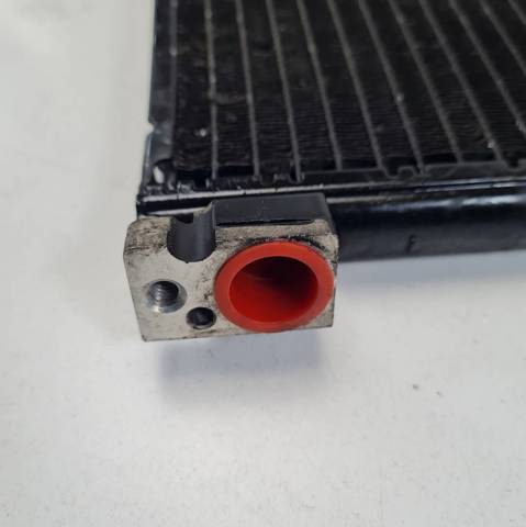 Radiador de aparelho de ar condicionado 8T0260401 VAG