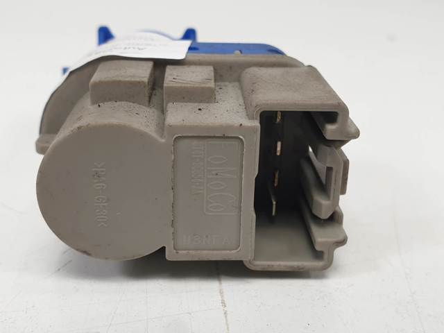 Sensor de ativação do sinal de parada 8T4T96854AA FORD