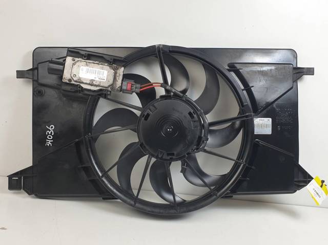 Ventilador elétrico de esfriamento montado (motor + roda de aletas) Ford Focus III CB8 ao melhor preço