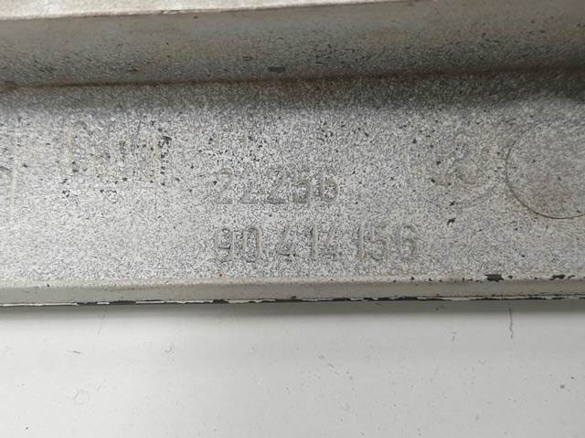 Grelha do radiador 90414156 OPEL