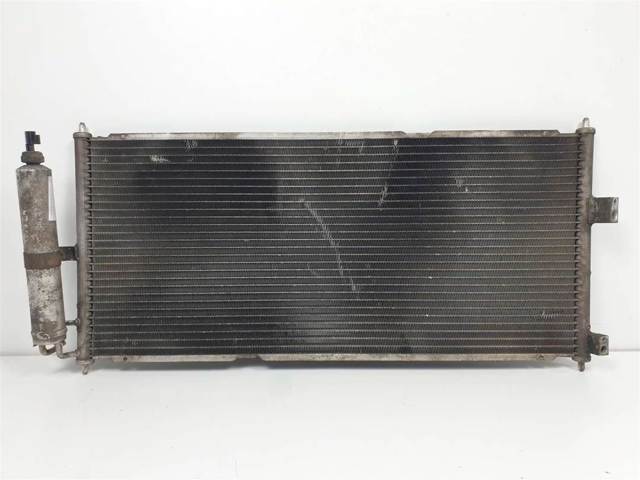 Radiador de aparelho de ar condicionado 92100BM405 NISSAN
