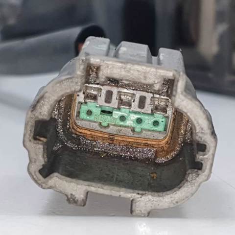 92120EB400 Nissan/Infiniti