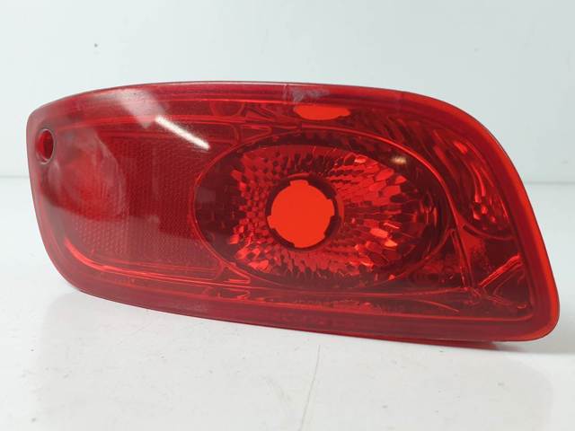 Lanterna de nevoeiro traseira esquerda 924082B000 HYUNDAI