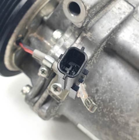 Compressor de aparelho de ar condicionado 926003ZL1A NISSAN