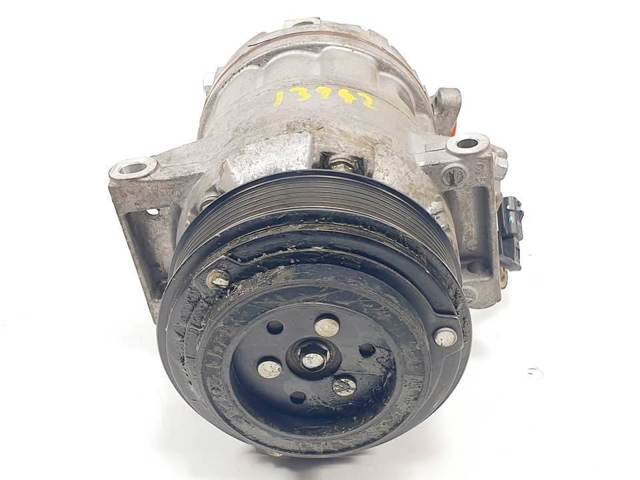 Compressor de aparelho de ar condicionado 92600BB01A NISSAN