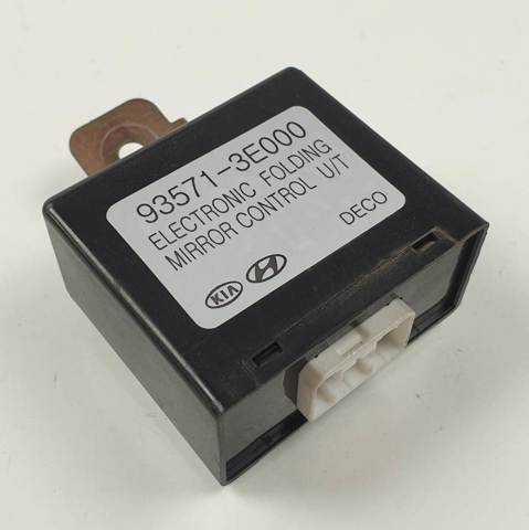 935713E000 Hyundai/Kia