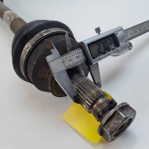 Semieixo (acionador) dianteiro direito 9651309880 PEUGEOT