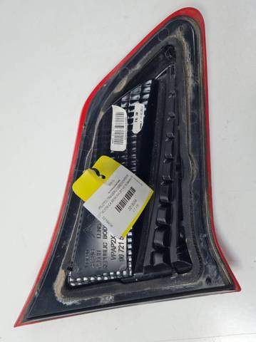 Lanterna traseira direita interna 967215548001 PEUGEOT