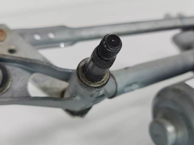 Trapézio de limpador pára-brisas 9682861480 PEUGEOT