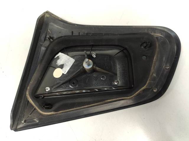 Lanterna traseira esquerda interna 9685225580 PEUGEOT