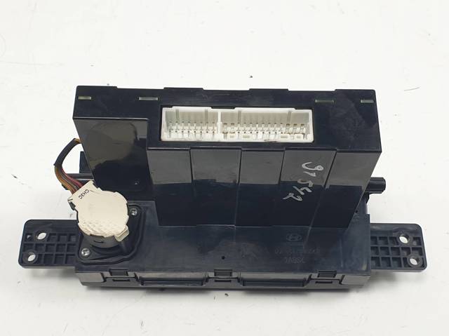972502EXXX Hyundai/Kia