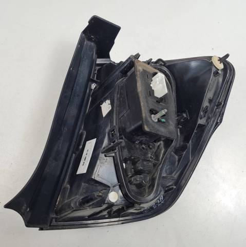 Lanterna traseira esquerda externa 9803928880 PEUGEOT